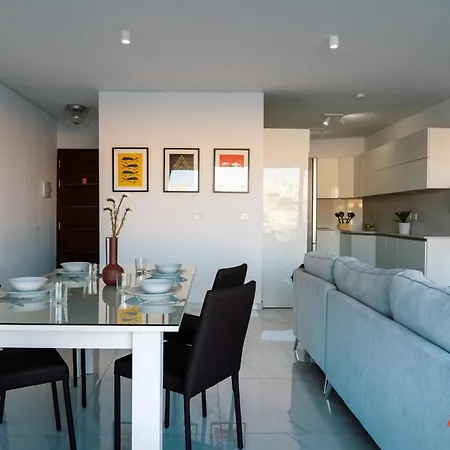 Appartement Sea Views In A Stunning 2br In St. Paul's Bay